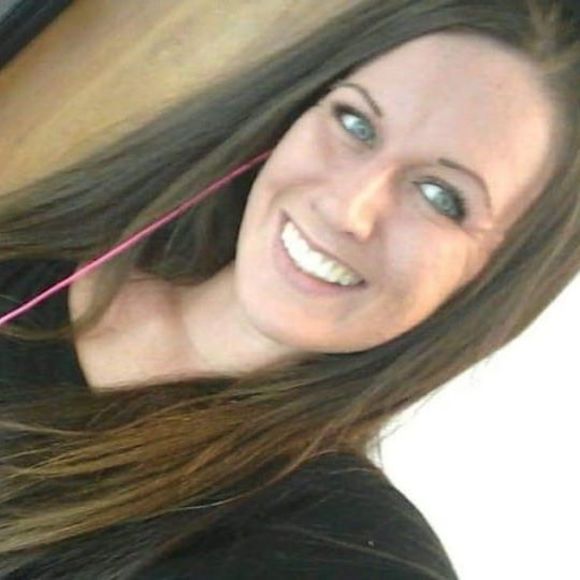 Meet your Posher, Allison - Picture 1 of 1